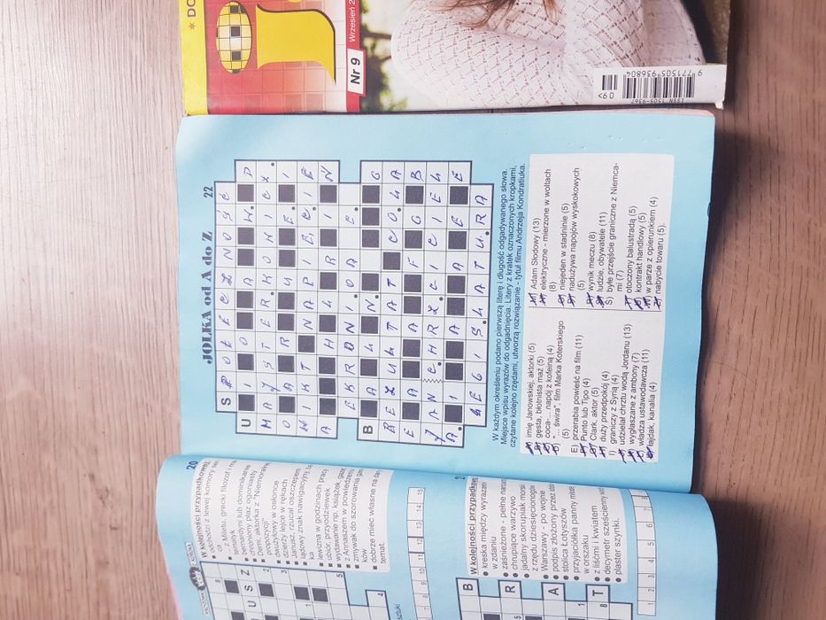 Sprzedam krzyżówki do rozwiązywania 2x Jolki
