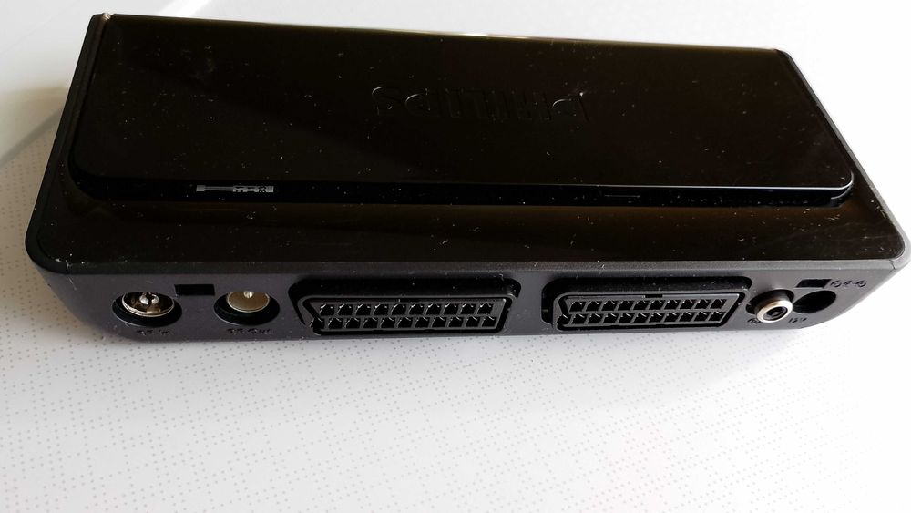 Приставка телевизионная Philips DTR220/05