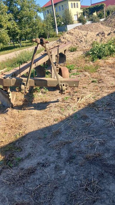 Плуг 5 корпусний