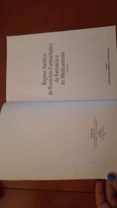 Regime jurídico do exercício farmacêutico da farmácia e do medicamento