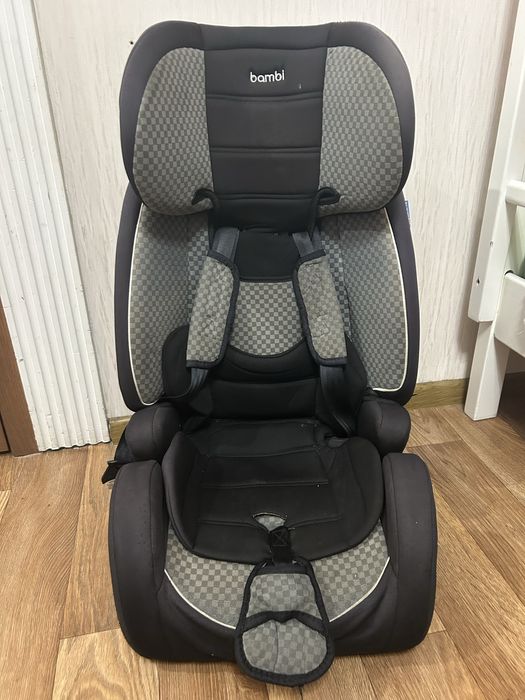 Автокрісла Ваmbi для двійни/близнят