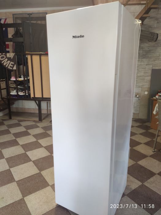 Miele FN 28263. ТОП. Морозильная камера