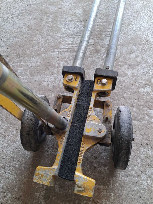 Wózek transportowy składany do szyb płyt
