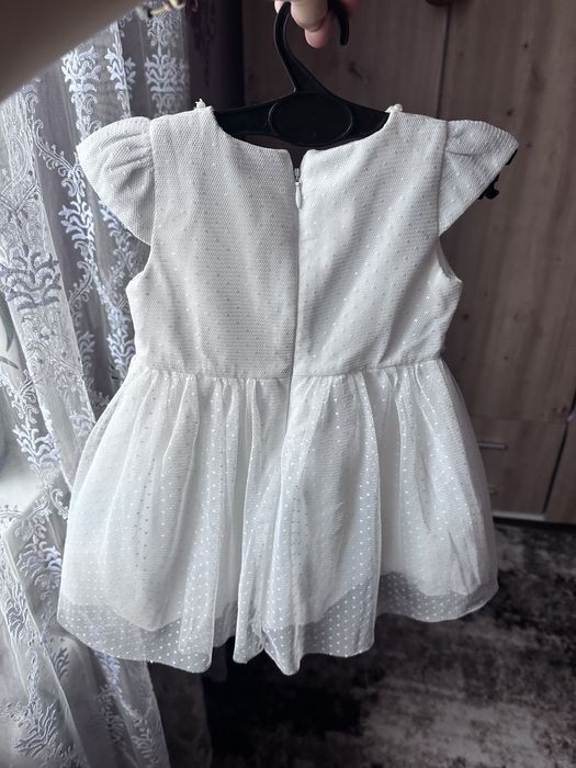 Сукня святкова на дівчинку 18 міс