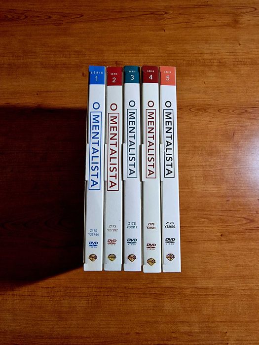 The Mentalist Series (Simon Baker) - 5 Seasons / 26 DVDs64398417652098122