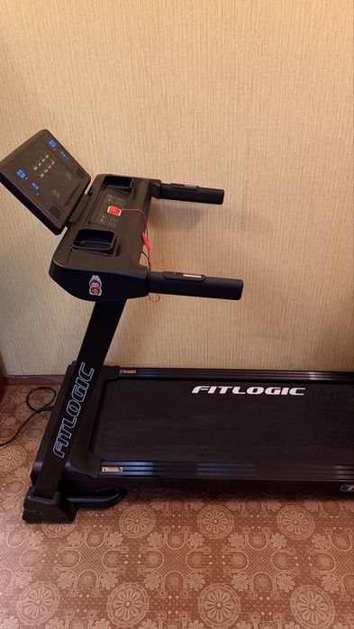 Беговая дорожка Fitlogic T12B. Бровары.