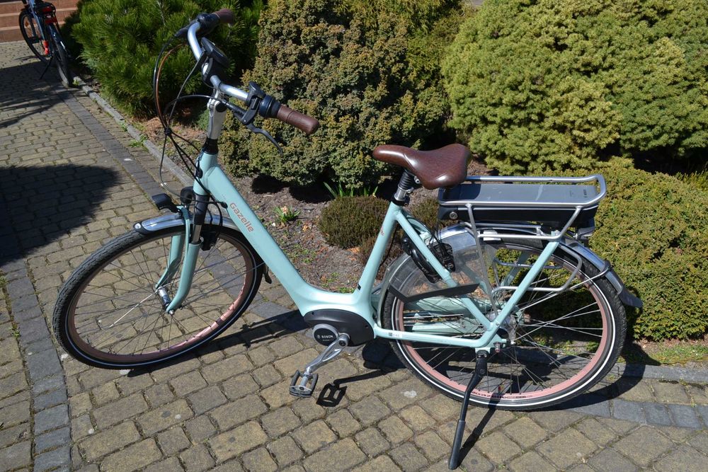 Rower elektryczny TORPADO Afrodite D18 26 cali T250 Idealny