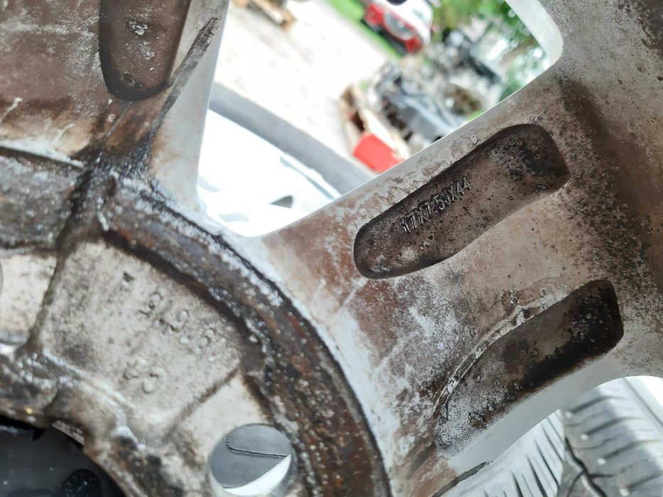 Felga Ford F-150 F150 17" stan felgi opony Michelin 2023 komplet