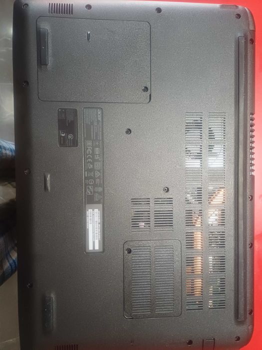 Portátil Acer A515-51G