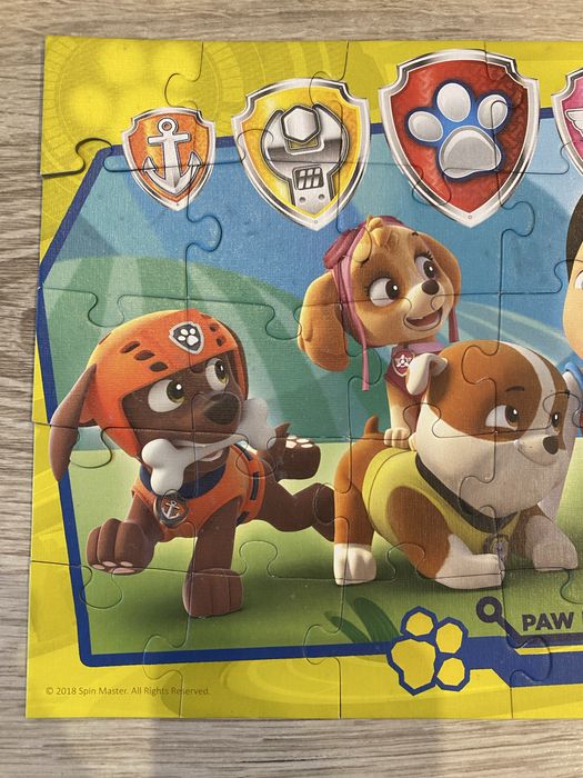 Puzzle z Psiego Patrolu /wiek 3+