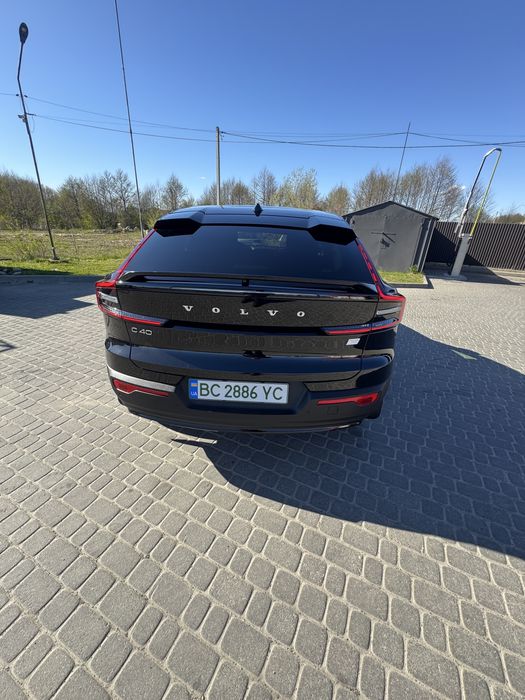 Volvo c40 recharge  2023