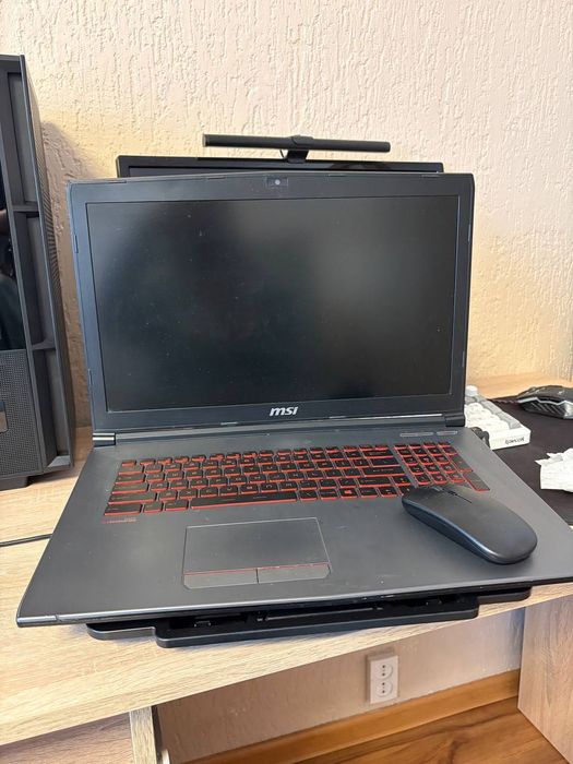 Sprzedam laptopa gamingowego MSI GV72 7RE