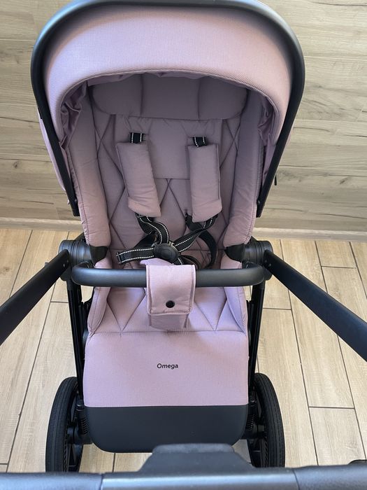 Коляска  2 в 1 Carrello Omega