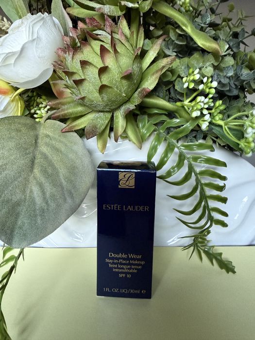 1C0 SHELL Estee Lauder Double Wear