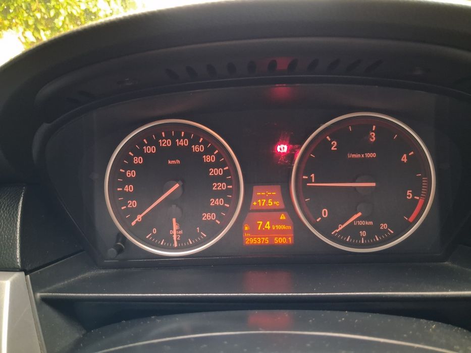 Продам BMW е 61 в отличном состоянии