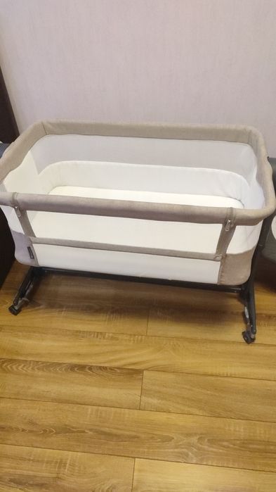 Дитяче приставне ліжечко