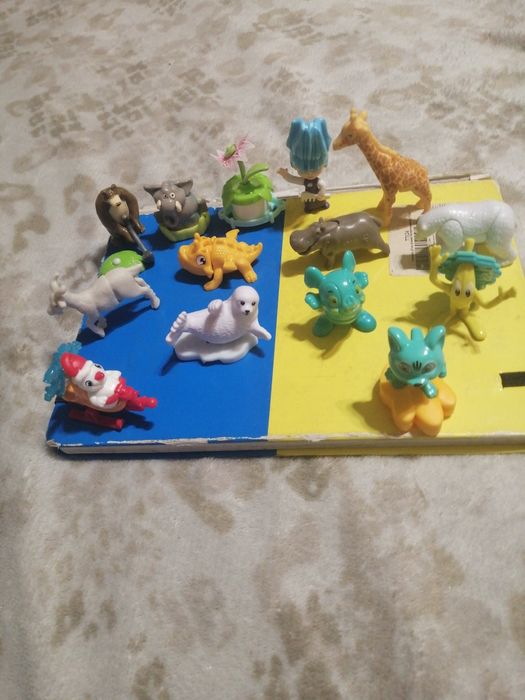 Киндер сюрпризы фигурки