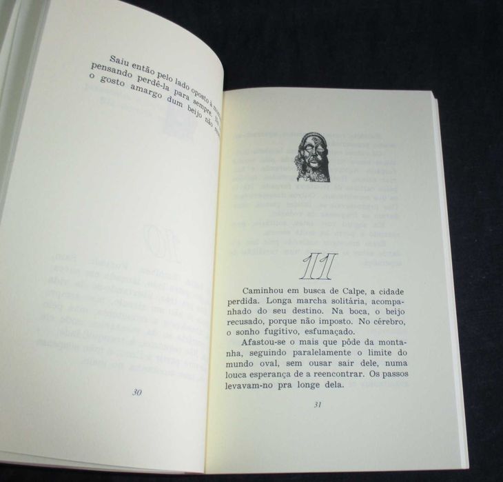 Livro Muana Puó Pepetela