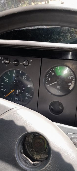 Вантажівка Мерседес 814