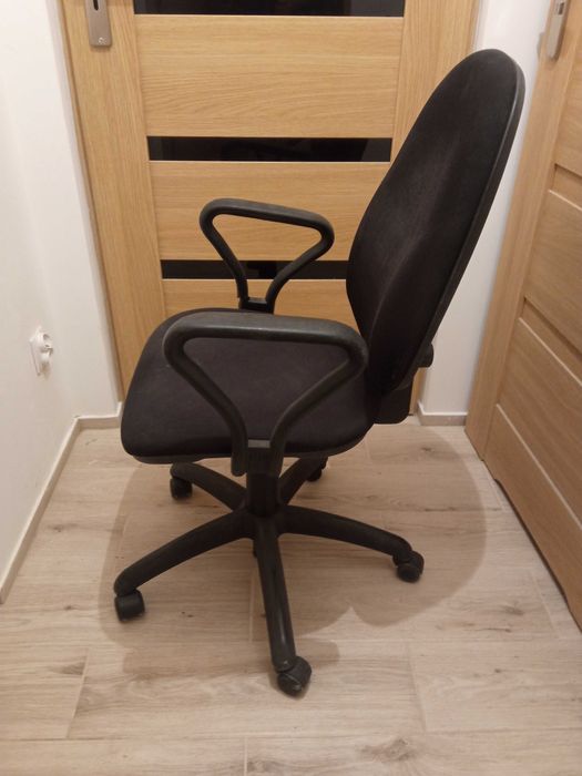 Krzesło biurowe komputerowe obrotowe