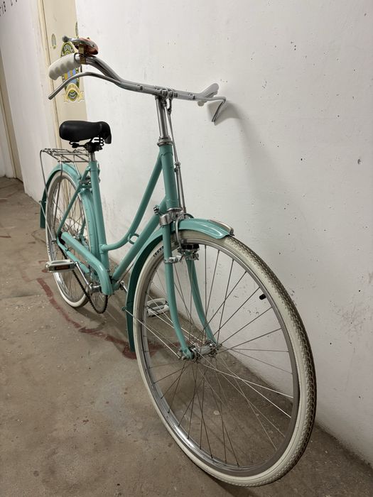 Bicicleta pasteleira vintage