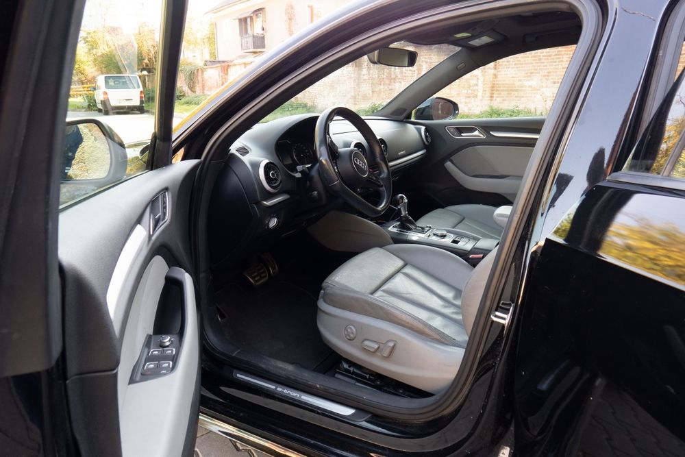 Audi A3 E-tron Sportback Hybrid Ауді А3 Етрон Електро