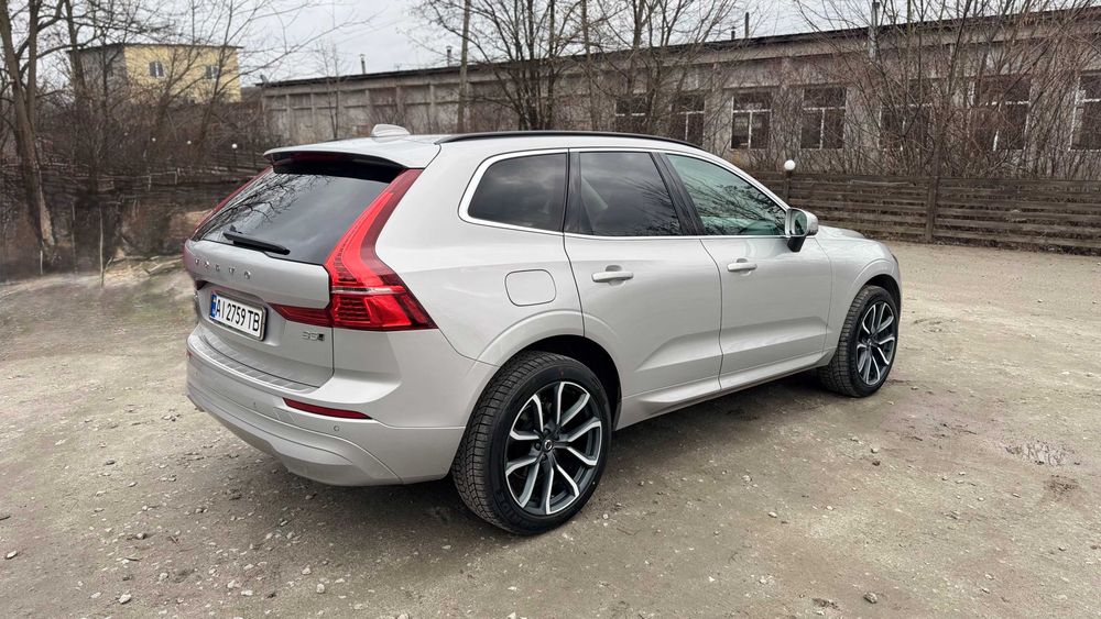 Продам Volvo XC60 В5 2021