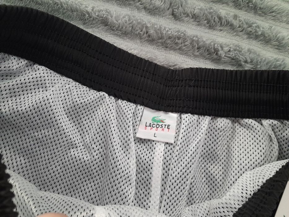 Nowe spodenki Lacoste L