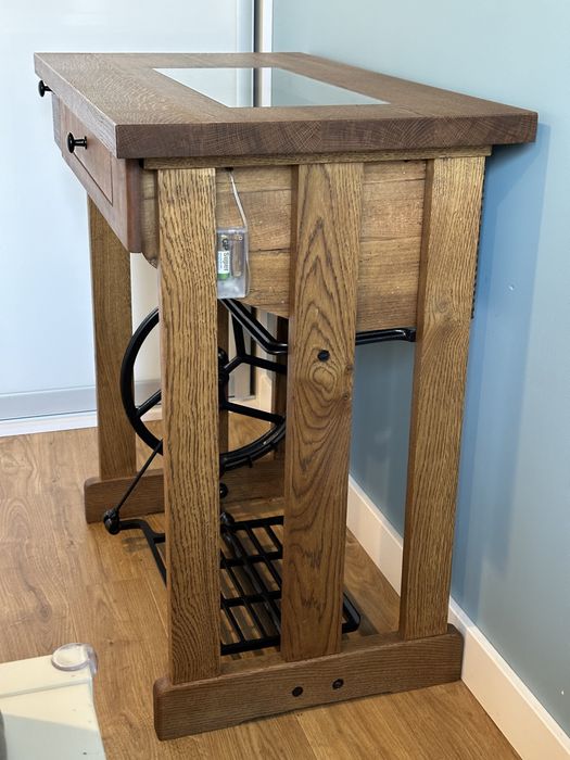 Stolik z maszyny do szycia, Łucznik