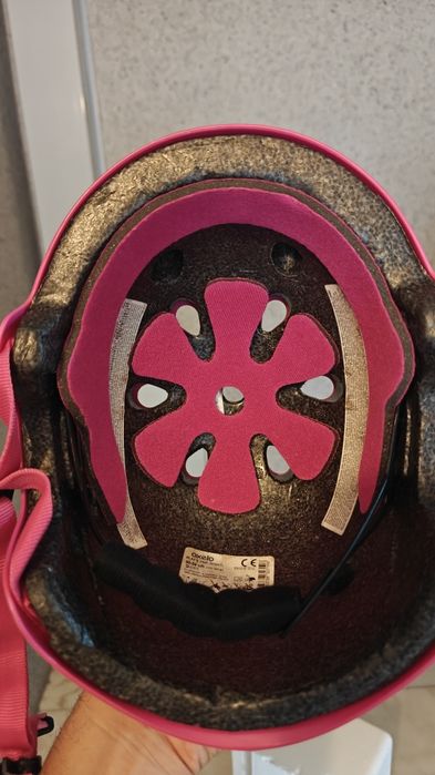 Capacete criança marca Oxelo