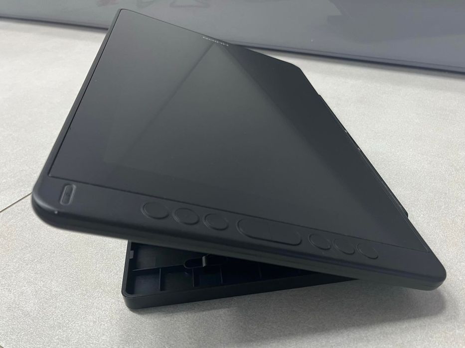 Huion Kamvas 13 - UŻYTY KILKA RAZY