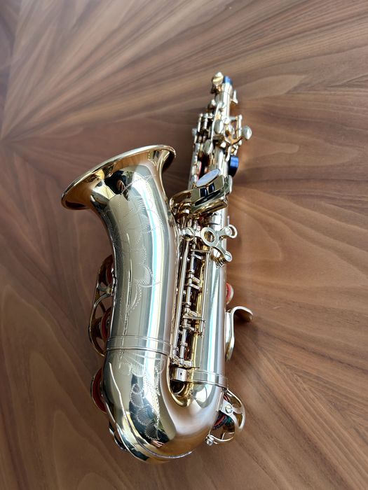 Saxofone soprano curvo J Michael SPC 700