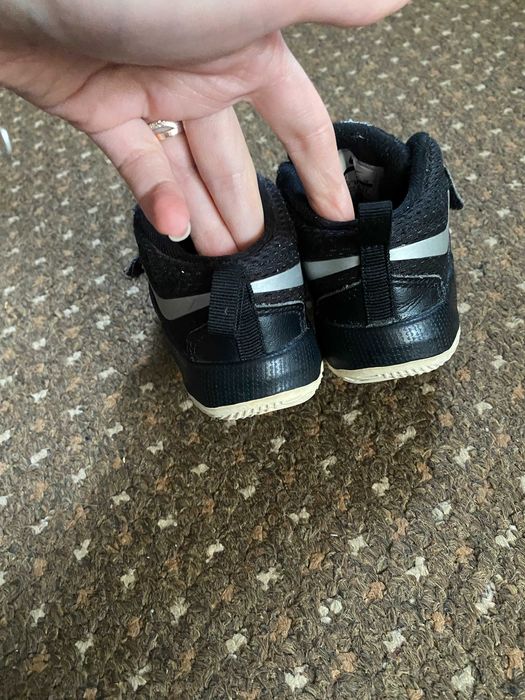 кросівки Nike Team Hustle D8