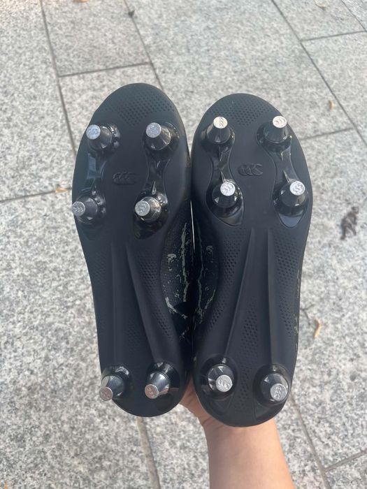 Buty piłkarskie dziecięce