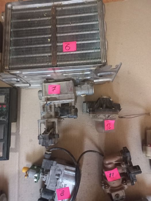 Запчастини до газових котлів.