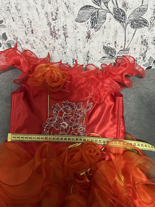 Дитяча святкова сукня