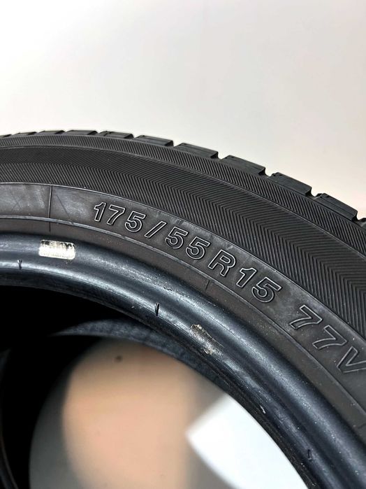 Pneus Yokohama Bluearth A34 - 175/55/15 - Excelentes