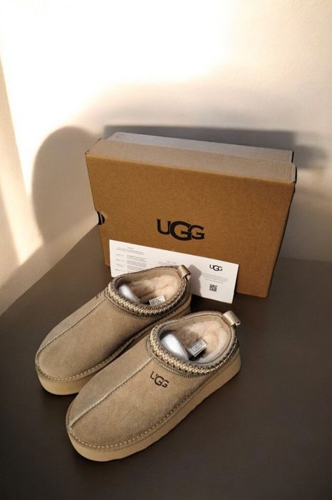 Kapcie UGG - Nowe z pudełkiem