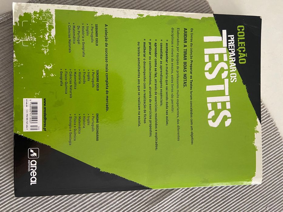 Livro de preparação para os exames Biologia e Geologia