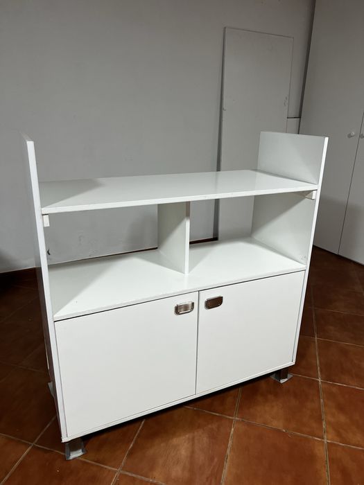 Móvel de sala / aparador