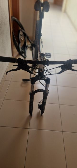 Bicicleta montanha, SCOTT 50 SCALE  ,,para venda  em bom estado