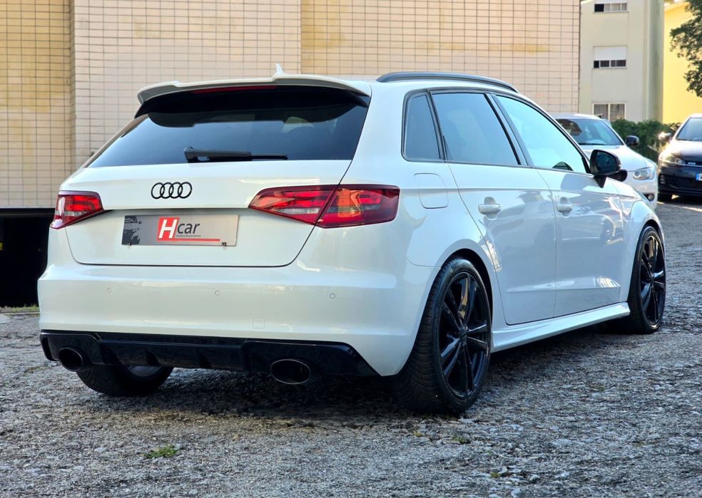 Audi A3 Sportback 8V S line 1.6Tdi 110Cv (LOOK RS3)