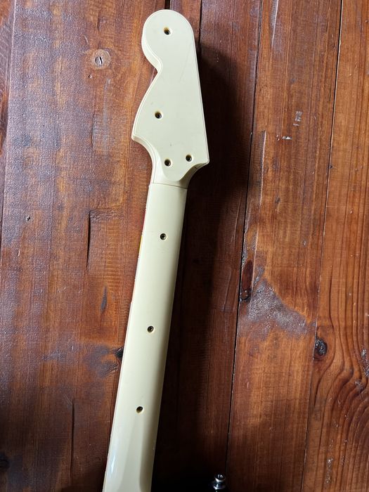 Guitar Hero Guitar64586009592961122