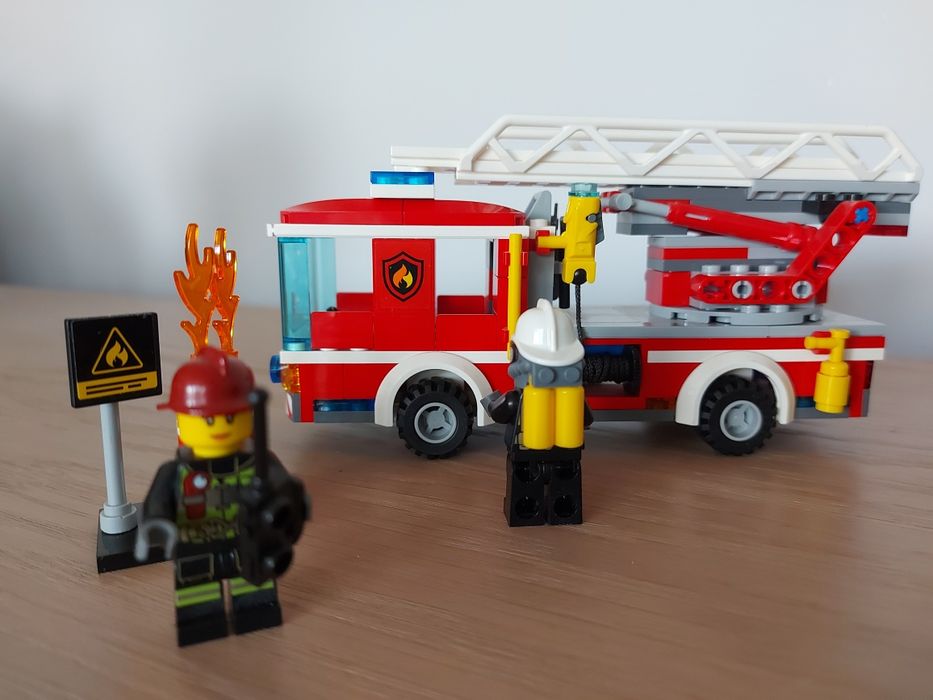 Lego City wóz strażacki z drabiną