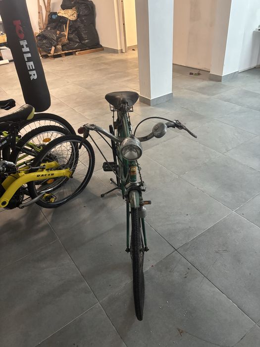 Bicicleta Pasteleira classica antiga