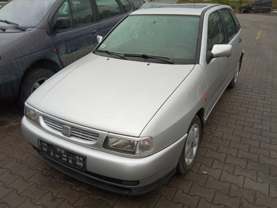 Seat Ibiza SXE 1.6 NA CZĘŚCI