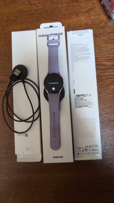 Смарт годинник Samsung galaxy watch 5, 40 мм.