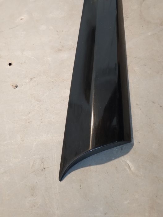 Listwa błotnika tył prawa renault Megane III coupe  czarny polysk