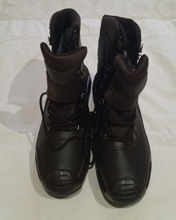 Мужские сапоги зимние 44 р..новые.