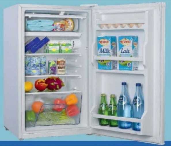 Nowa mała lodówka pod blatowa BLUESKY ( zapakowana ) BTT970W-19